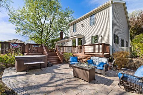 Tiny photo for 41 Manchester Court, Fox River Grove, IL 60021 (MLS # 12631716)