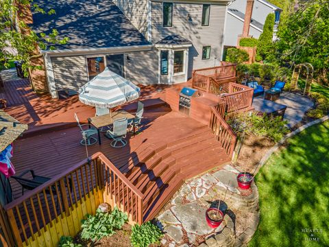Tiny photo for 41 Manchester Court, Fox River Grove, IL 60021 (MLS # 12631716)