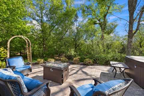 Tiny photo for 41 Manchester Court, Fox River Grove, IL 60021 (MLS # 12631716)