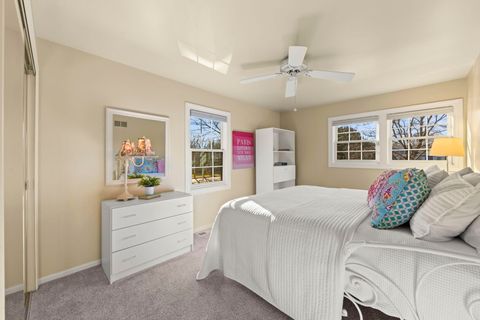 Tiny photo for 825 Evergreen Avenue, Glen Ellyn, IL 60137 (MLS # 12541287)