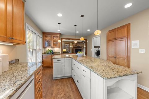 Tiny photo for 825 Evergreen Avenue, Glen Ellyn, IL 60137 (MLS # 12541287)