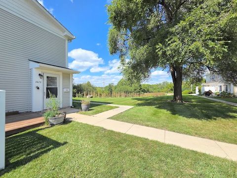 Photo of 1672 Cornell Drive, Hoffman Estates, IL 60169 (MLS # 12463893)
