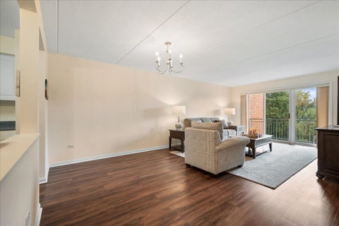 Tiny photo for 6801 N Milwaukee Avenue #402, Niles, IL 60714 (MLS # 12745227)