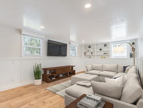 Tiny photo for 17 Knollwood Drive, Montgomery, IL 60538 (MLS # 12464402)