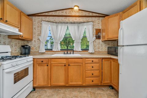 Tiny photo for 193 Tummytooth Lane, Wilmington, IL 60481 (MLS # 12393496)