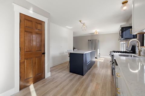 Tiny photo for 56 Huntcliff Court, Fox River Grove, IL 60021 (MLS # 12537308)