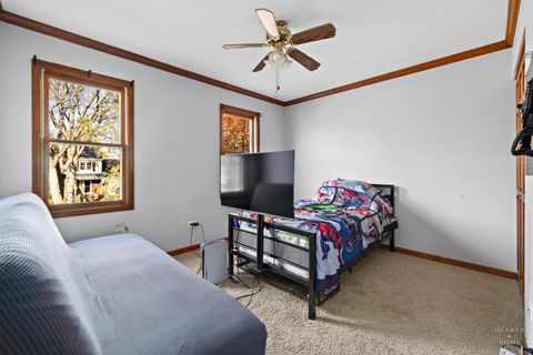 Tiny photo for 56 Huntcliff Court, Fox River Grove, IL 60021 (MLS # 12537308)