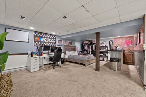 Tiny photo for 56 Huntcliff Court, Fox River Grove, IL 60021 (MLS # 12537308)