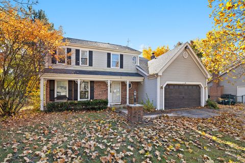 Tiny photo for 56 Huntcliff Court, Fox River Grove, IL 60021 (MLS # 12537308)