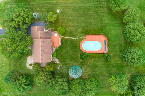 Tiny photo for 10410 Saddlebred Trail, Woodstock, IL 60098 (MLS # 12739973)