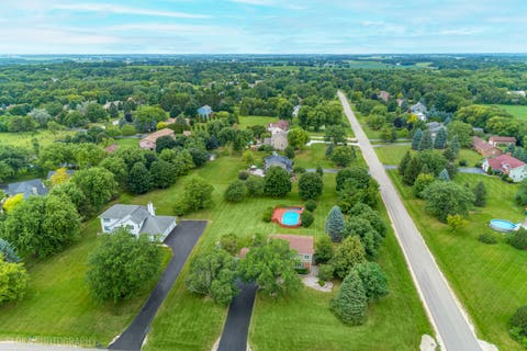 Tiny photo for 10410 Saddlebred Trail, Woodstock, IL 60098 (MLS # 12739973)
