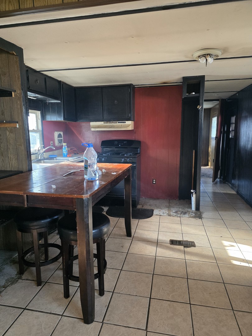 8800 Harlem Avenue 724