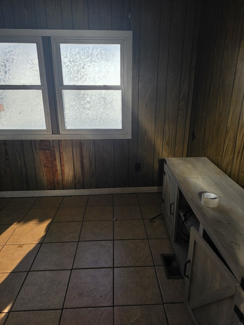 8800 Harlem Avenue 724