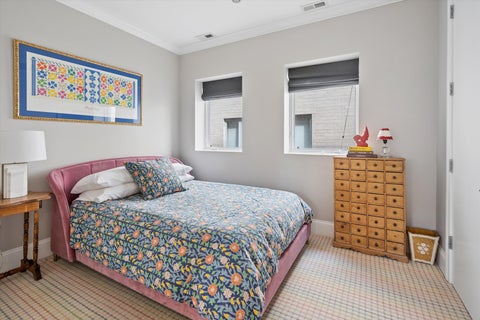 Tiny photo for 1418 N LaSalle Drive #3, Chicago, IL 60610 (MLS # 12674492)