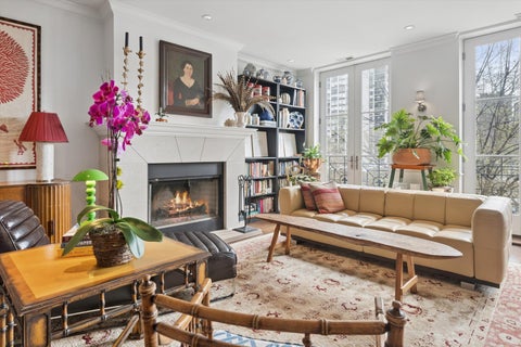 Tiny photo for 1418 N LaSalle Drive #3, Chicago, IL 60610 (MLS # 12674492)