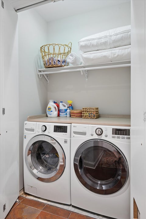 Tiny photo for 1418 N LaSalle Drive #3, Chicago, IL 60610 (MLS # 12674492)