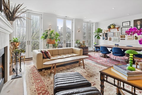 Tiny photo for 1418 N LaSalle Drive #3, Chicago, IL 60610 (MLS # 12674492)