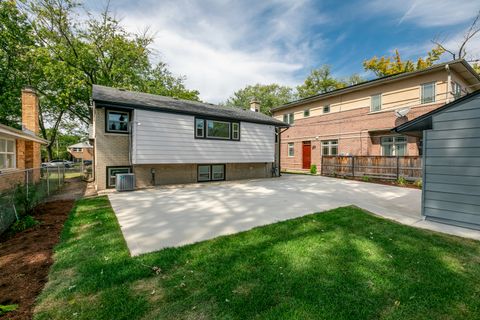 A home in Park Ridge