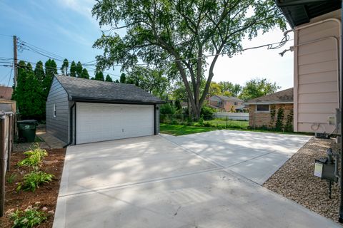 A home in Park Ridge