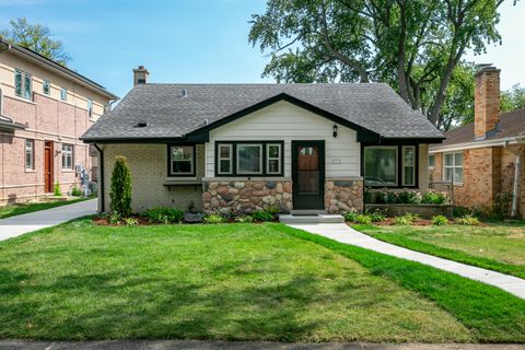 A home in Park Ridge