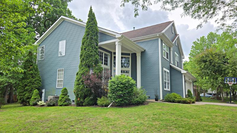 1965 S Finch Court