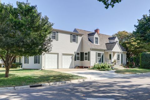 Photo of 1408 Ave D, Sterling, IL 61081 (MLS # 12479832)