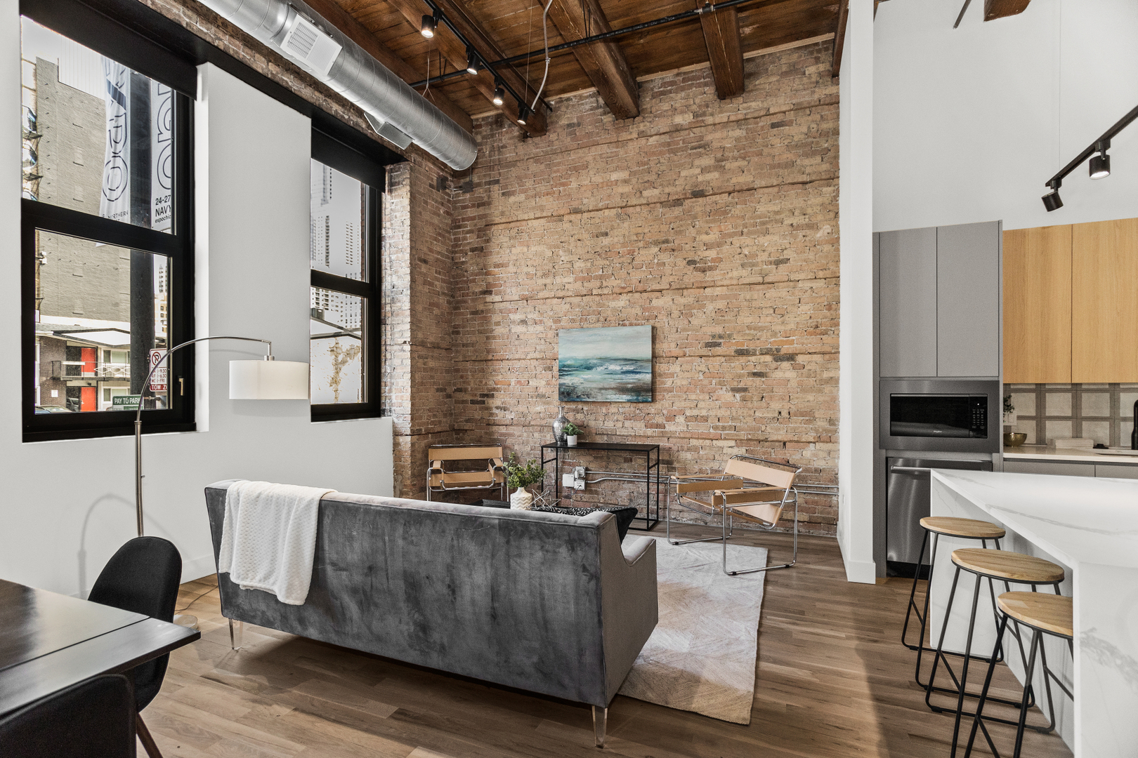 153 W Ohio Street 104