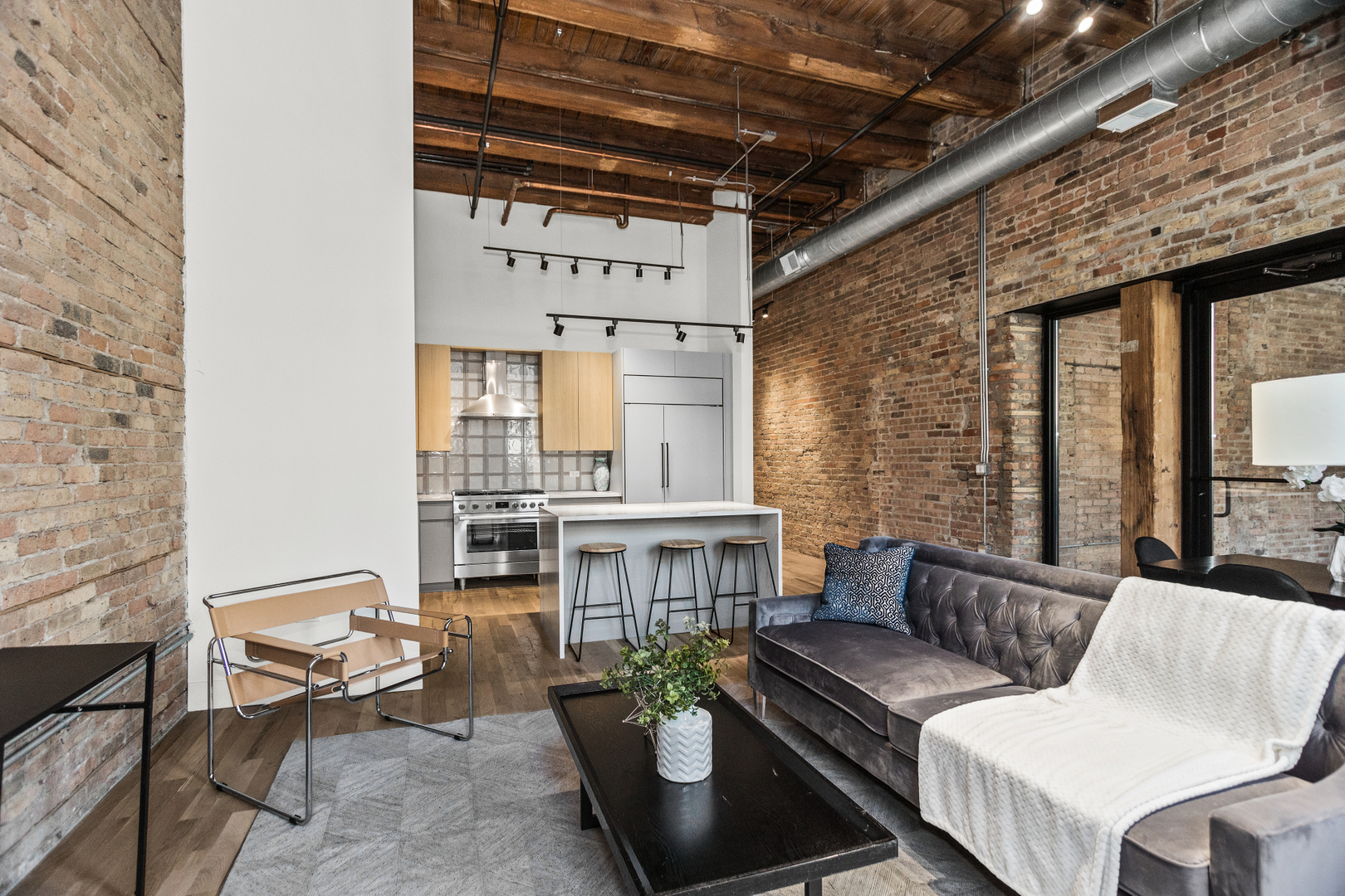 153 W Ohio Street 104