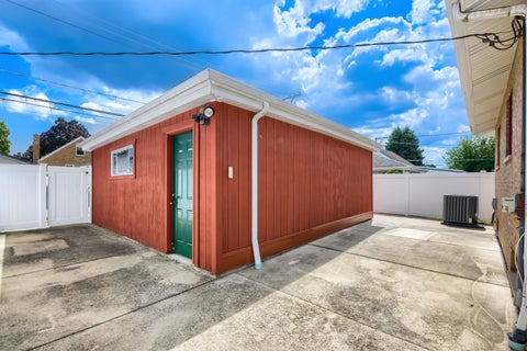 Tiny photo for 11209 S Kedzie Avenue, Chicago, IL 60655 (MLS # 12745966)