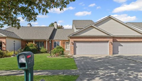 2505 Windward Boulevard 2505 Champaign IL 61821