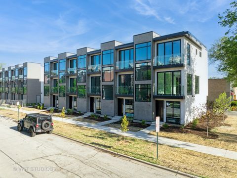 Tiny photo for 6336 Hennings Court, Morton Grove, IL 60053 (MLS # 12562712)