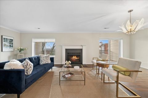 Tiny photo for 3030 Pheasant Creek Drive #402, Northbrook, IL 60062 (MLS # 12583042)