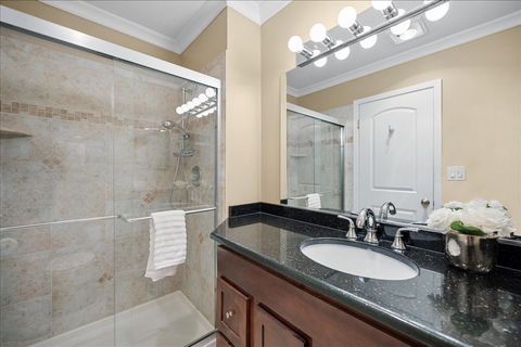 Tiny photo for 3030 Pheasant Creek Drive #402, Northbrook, IL 60062 (MLS # 12583042)