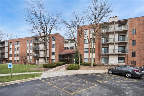 Tiny photo for 3030 Pheasant Creek Drive #402, Northbrook, IL 60062 (MLS # 12583042)