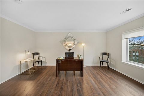 Tiny photo for 3030 Pheasant Creek Drive #402, Northbrook, IL 60062 (MLS # 12583042)