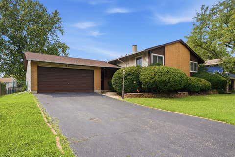 Photo of 607 N Ashbury Avenue, Bolingbrook, IL 60440 (MLS # 12742325)