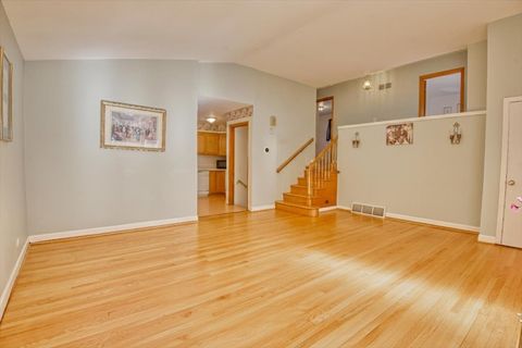 Tiny photo for 251 W Armitage Avenue, Elmhurst, IL 60126 (MLS # 12523828)