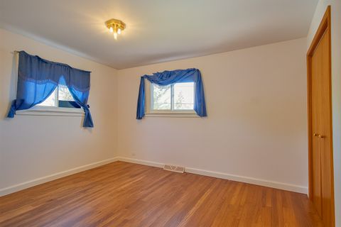 Tiny photo for 251 W Armitage Avenue, Elmhurst, IL 60126 (MLS # 12523828)