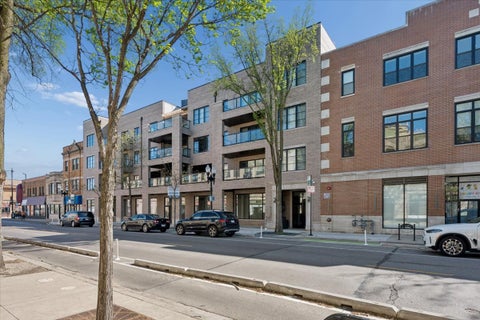 Photo of 4537 N Clark Street #3C, Chicago, IL 60640 (MLS # 12699231)
