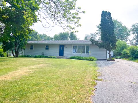 Photo of 4720 Lincliff Drive, Rockford, IL 61109 (MLS # 12590326)