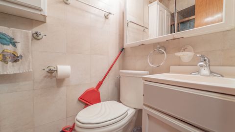 Tiny photo for 11548 S Avenue G, Chicago, IL 60617 (MLS # 12521331)