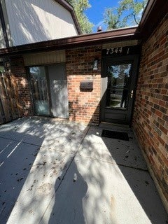 Photo of 7344 Country Creek Way #1, Downers Grove, IL 60516 (MLS # 12773185)