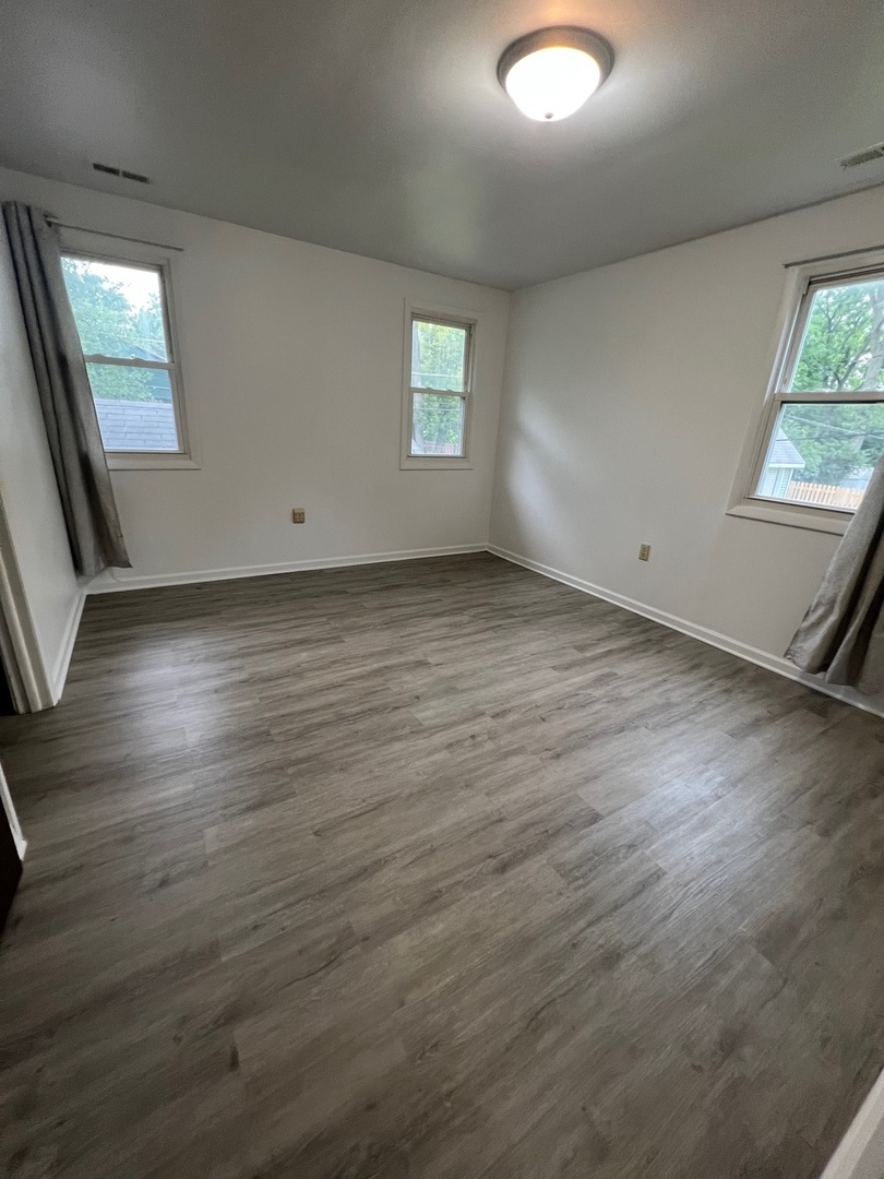806 Menominee Drive