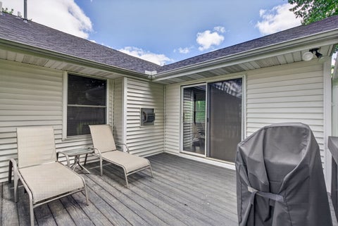 Tiny photo for 2335 E 57TH Street, Davenport, IA 52807 (MLS # 12653982)
