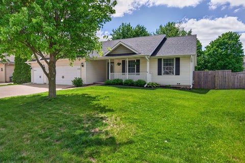 Tiny photo for 2335 E 57TH Street, Davenport, IA 52807 (MLS # 12653982)