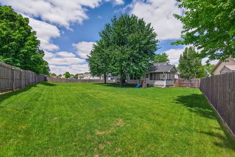 Tiny photo for 2335 E 57TH Street, Davenport, IA 52807 (MLS # 12653982)