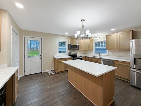 Tiny photo for 2128 Lancaster Heights Road, Freeport, IL 61032 (MLS # 12525256)