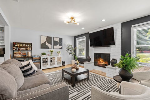 Tiny photo for 1195 Longmeadow Road, Northbrook, IL 60062 (MLS # 12749241)