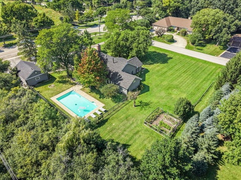 Tiny photo for 1195 Longmeadow Road, Northbrook, IL 60062 (MLS # 12749241)