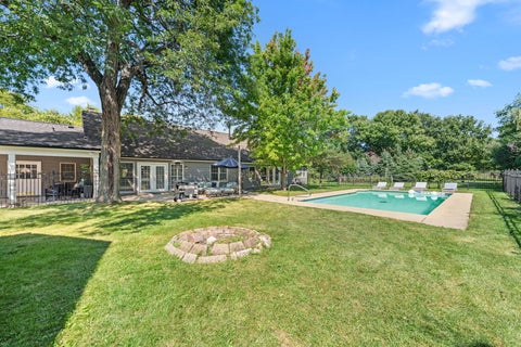 Tiny photo for 1195 Longmeadow Road, Northbrook, IL 60062 (MLS # 12749241)